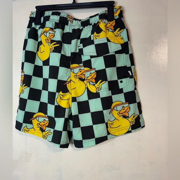Men’s Neff board swim shorts size Large rubber ducks quick dry summer print - Picture 3 of 5